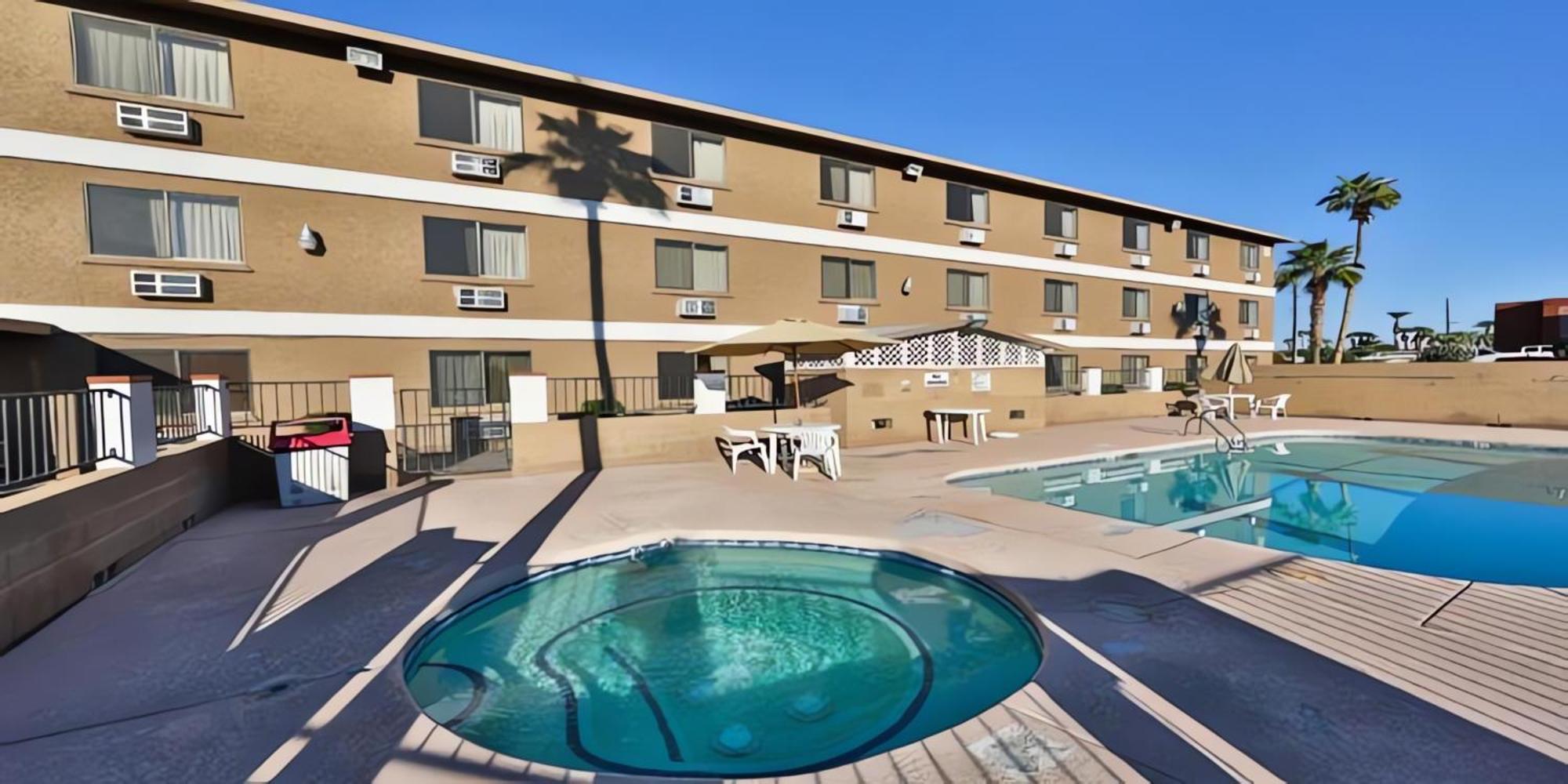 Super 8 By Wyndham Lake Havasu City Exterior foto